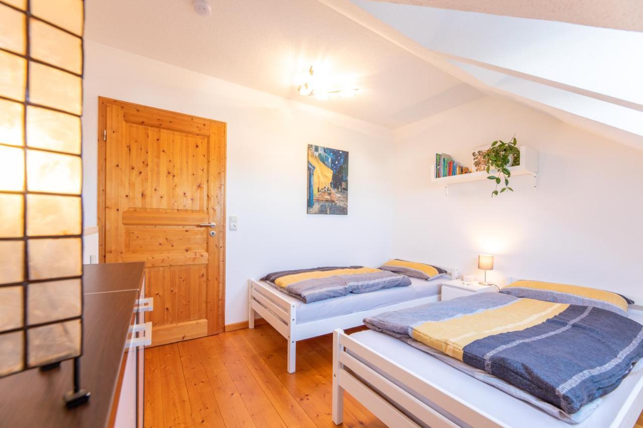 Perfekt Fuer Gruppen, Familien & Geschaeftsreisende - Naehe Bamberg & Erlangen Apartment Adelsdorf Luaran gambar