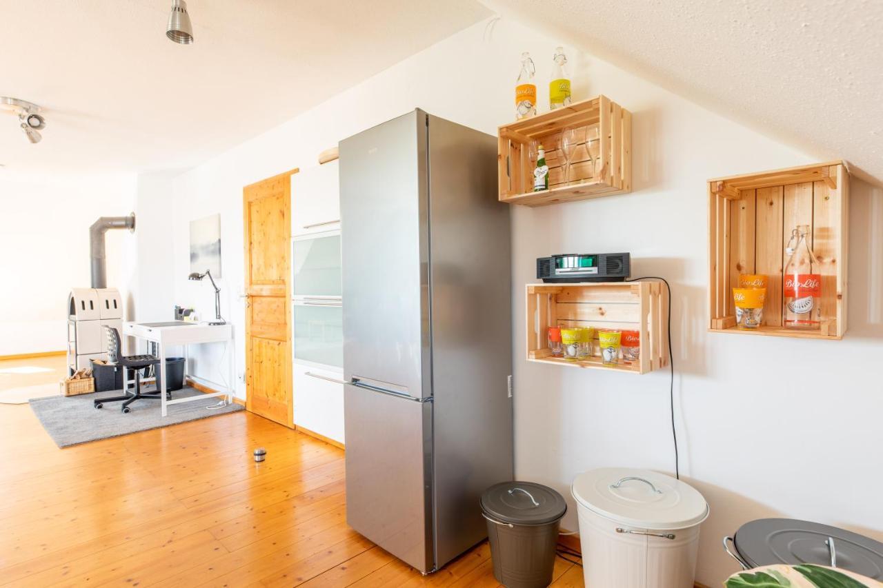 Perfekt Fuer Gruppen, Familien & Geschaeftsreisende - Naehe Bamberg & Erlangen Apartment Adelsdorf Luaran gambar