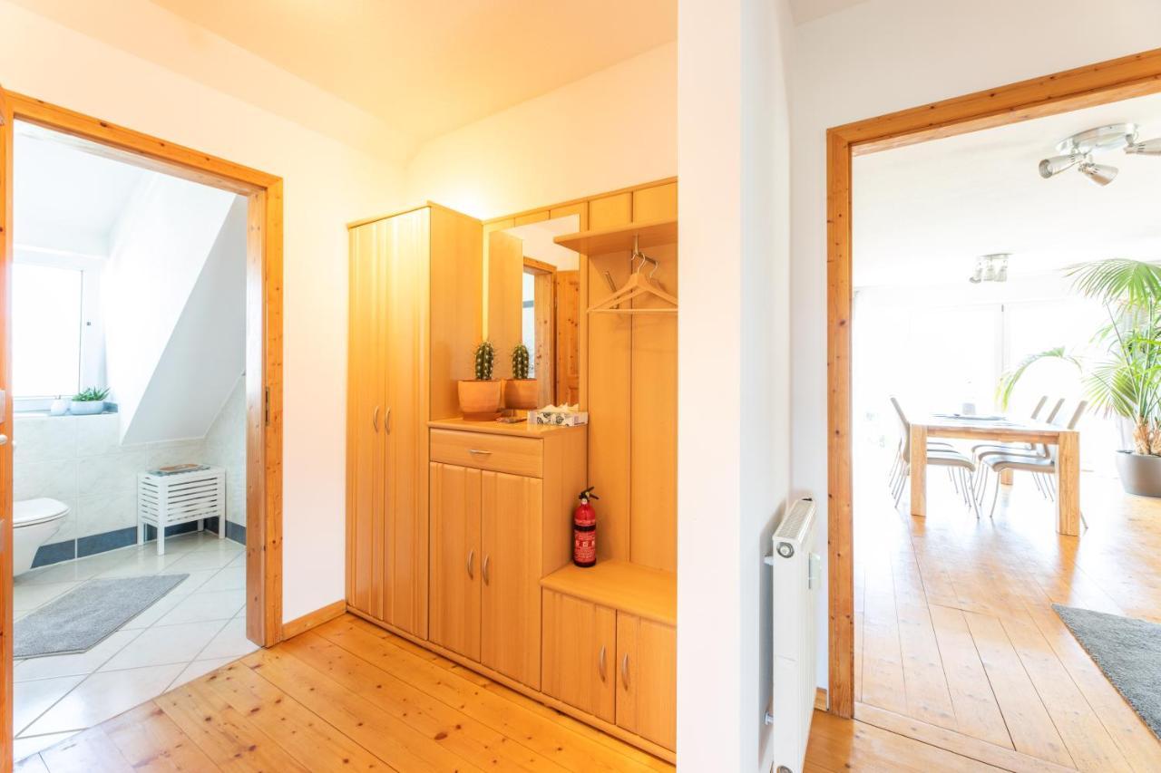 Perfekt Fuer Gruppen, Familien & Geschaeftsreisende - Naehe Bamberg & Erlangen Apartment Adelsdorf Luaran gambar